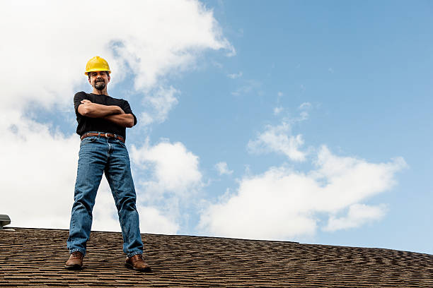 Best Roof Gutter Cleaning  in Kealakekua, HI